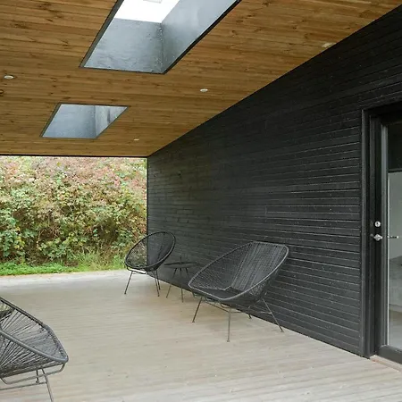 Five-bedroom In Rorvig