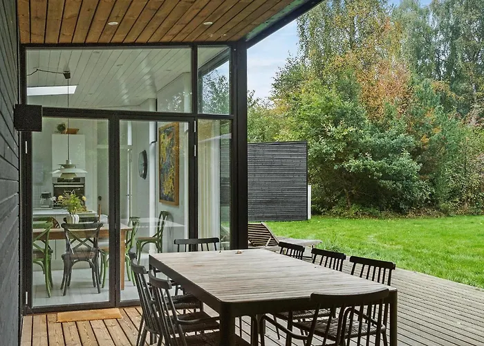 Five-bedroom In