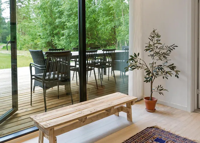 Semesterbostad Five-bedroom In *